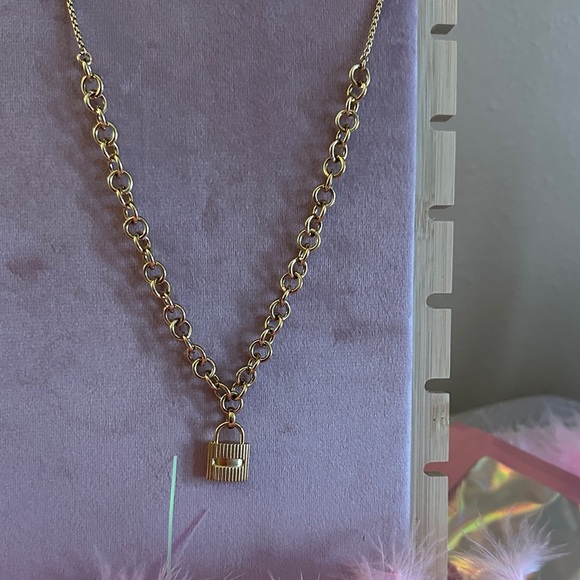 Michael Kors Gold Necklace with Lock Charm & Key - Picture 1 of 2